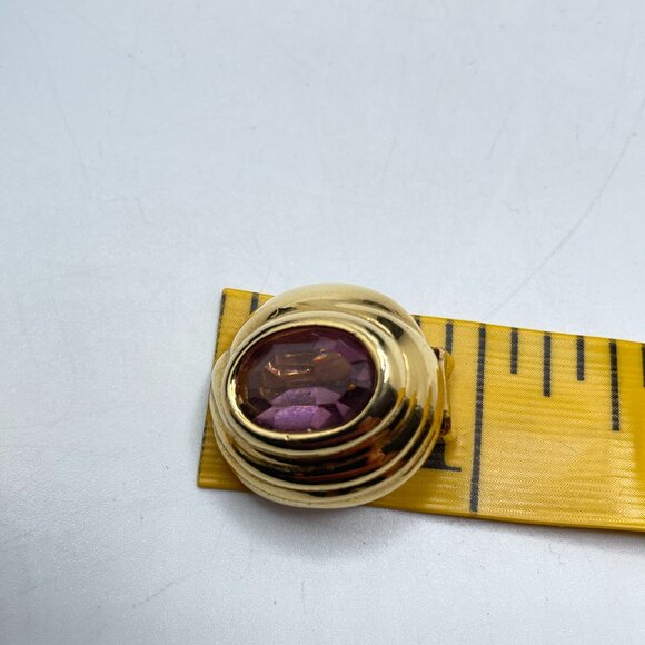 Vendome Clip On Earrings - Picture 6 of 7